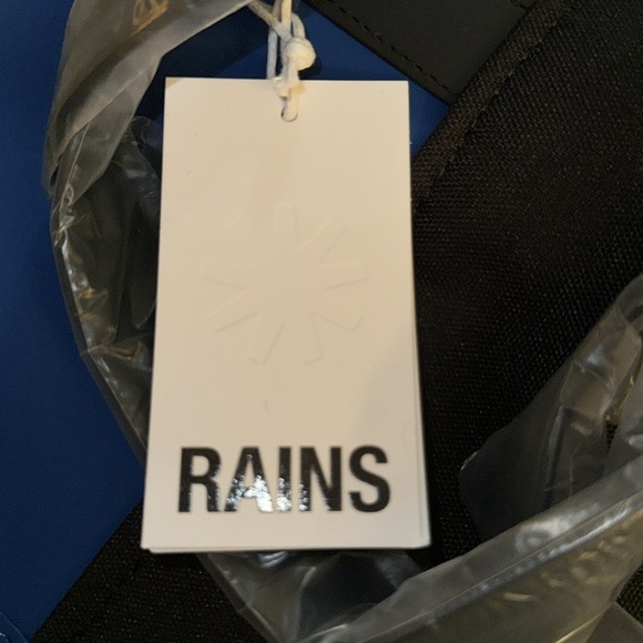 Rains Backpack NWT - Picture 4 of 6